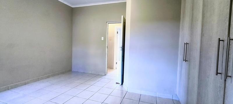 2 Bedroom Property for Sale in Blue Mountain Village Western Cape